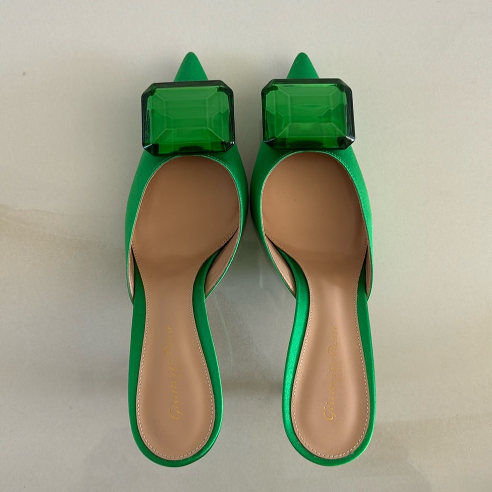 GIANVITO ROSSI
85 crystal-embellished satin mules